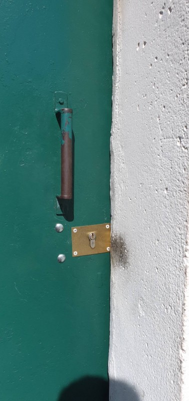 Serrurier pour intervention en urgence suite à une effraction dans la commune de Port de Bouc