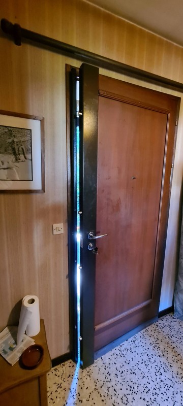 Serrure carénée multipoints