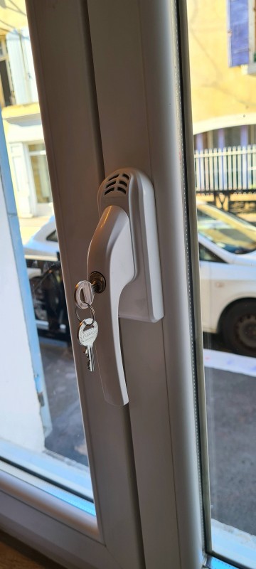 Protection porte-fenêtre cambriolage à Martigues dans les Bouches du Rhône